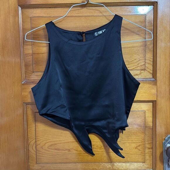 The Kript Black Satin Asymmetrical Top Women’s Large - Picture 2 of 6